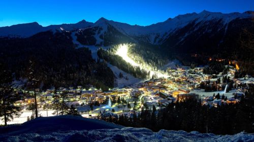 A Campiglio è già... 3Tre: poco più di un mese alla notte più bella, 25.000 metri cubi di neve prodotti