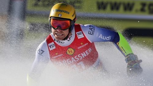 Casse lascia terreno nel finale a Cameron Alexander, ma è 3° nel training di Wengen dove molti big non spingono