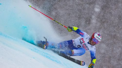 Sorrisi azzurri dalla Val d'Isère. De Aliprandini: