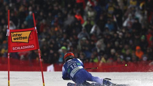 Odermatt, una furia per la rimonta: De Aliprandini ripartendo dall'11° posto, alle 20.45 via a Schladming