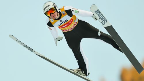 Invincibile Nika Prevc, è vittoria da record in Gara-1 a Lahti per entrare nella storia del salto con gli sci femminile
