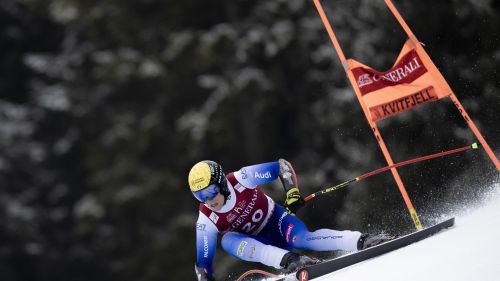 Coppa Europa: Franzoni è sempre lì, 6° posto nel gigante bis di Aal vinto da Lenz Haechler