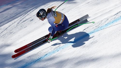 Goggia come Kostner, il cielo di Cortina è solo azzurro: trionfa Sofia, Brignone è terza e pure in rosso