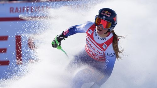 Vigilia azzurra a St. Anton, Goggia e Brignone sicure: