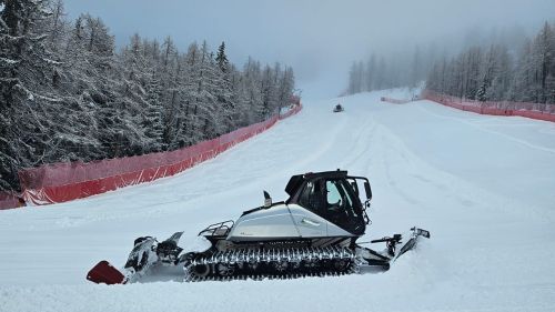 Troppa neve a La Thuile, è stata già cancellata la prima prova della discesa prevista giovedì