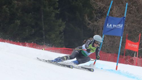 Matilde Lorenzi e Emilia Mondinelli ai piedi del podio nel gigante bis di Arosa. A Solda chiudono Carolli e Segala