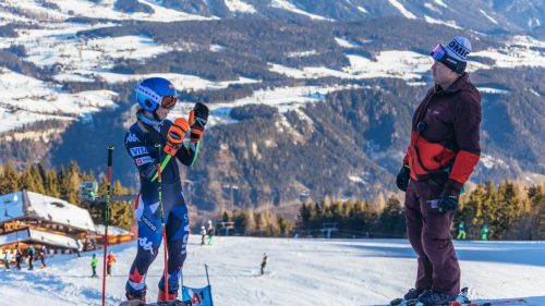 Beh, non male il cast di stelle in allenamento a Reiteralm: Odermatt e Shiffrin si preparano in Stiria