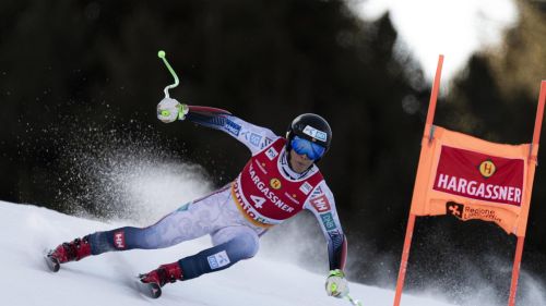 Haugan spegne la festa austriaca a Schladming e si prende la night race di slalom! Vinatzer nei 15, Gross saluta