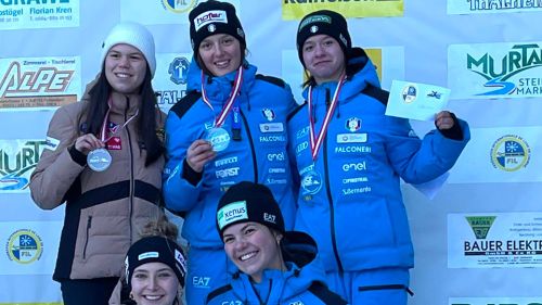 Fischnaller centra il primo podio stagionale e poi si rovescia nel Team Relay