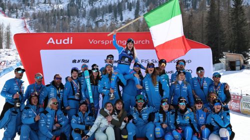 La festa per Laura, è una Val di Fassa tutta azzurra e non è finita. Curtoni: 