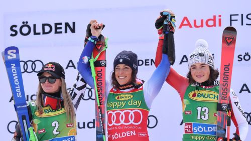 Le lacrime di Gut-Behrami, la delusione di Robinson e Shiffrin, la gioia di Scheib: le voci post Rettenbach