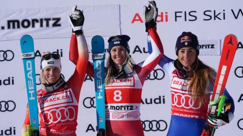 Huetter, Gut-Behrami e Goggia, sempre loro. Conny festeggia: 