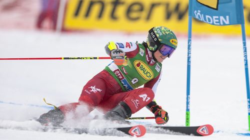 La regina di Soelden... riparte dal Rettenbach: Scheib si allena in super-g. 