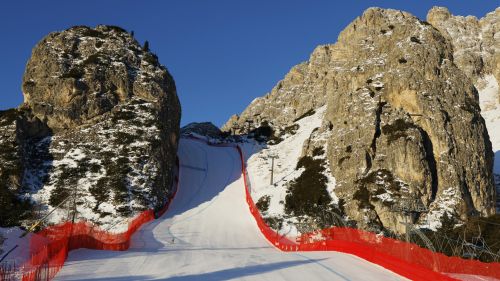 Cortina da sogno, alle 11.00 parte la 2^ prova per la discesa di sabato: dieci le azzurre in pista