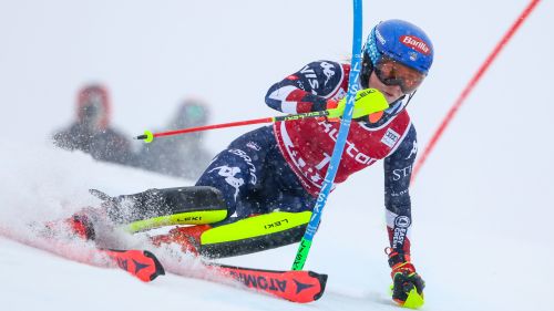 Shiffrin senza rischi, è già padrona anche ad Are: Ljutic sbaglia, ma per la coppa ha margine su Rast