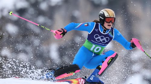 Trocker strepitosa anche nella 1^ manche dello slalom iridato: Anna fa il vuoto, Collomb è out