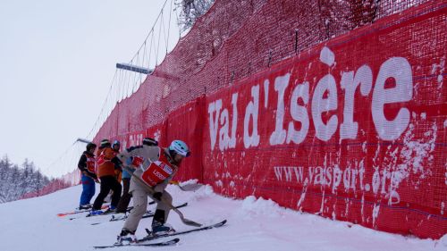 In Val d'Isère piena fiducia per disputare l'unica prova venerdì: la startlist aperta da Laura Pirovano
