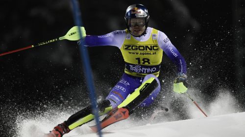 E' un autentico naufragio azzurro nella notte di Campiglio, si salva Gross. Vinatzer: