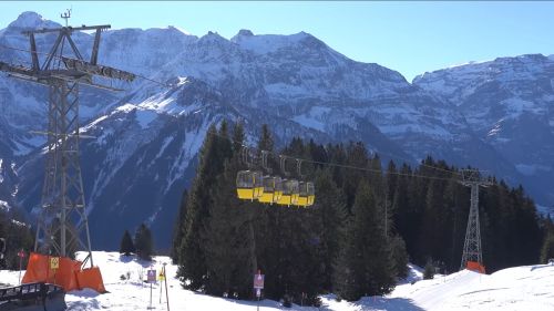 Troppi costi e pochi sciatori, il comprensorio svizzero di Braunwald chiude i suoi quattro impianti di risalita