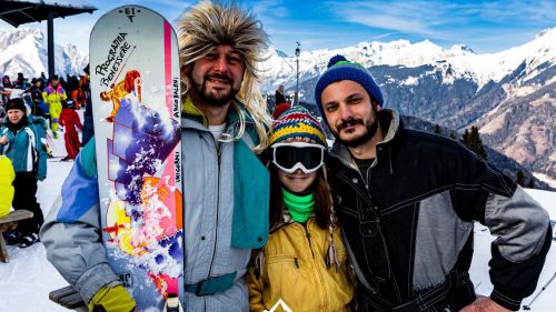Una sciata nei colorati anni '70. Domenica 21 gennaio a Borno torna il 'Vintage Day'