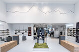 Le foto del primo brand store in Italia di Salomon